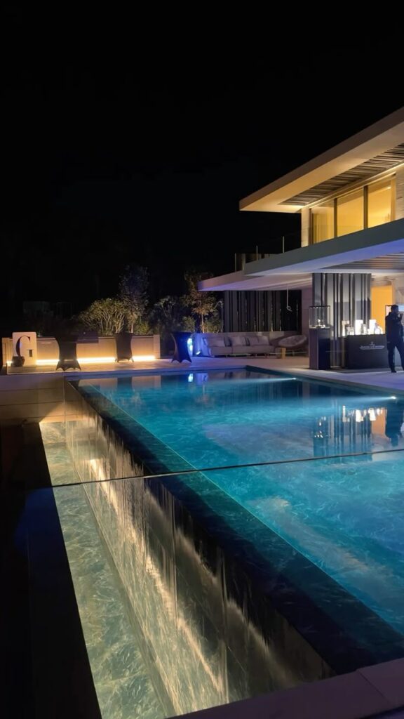 Infinity Pools in UAE