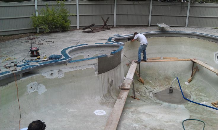 swimming pool repair company