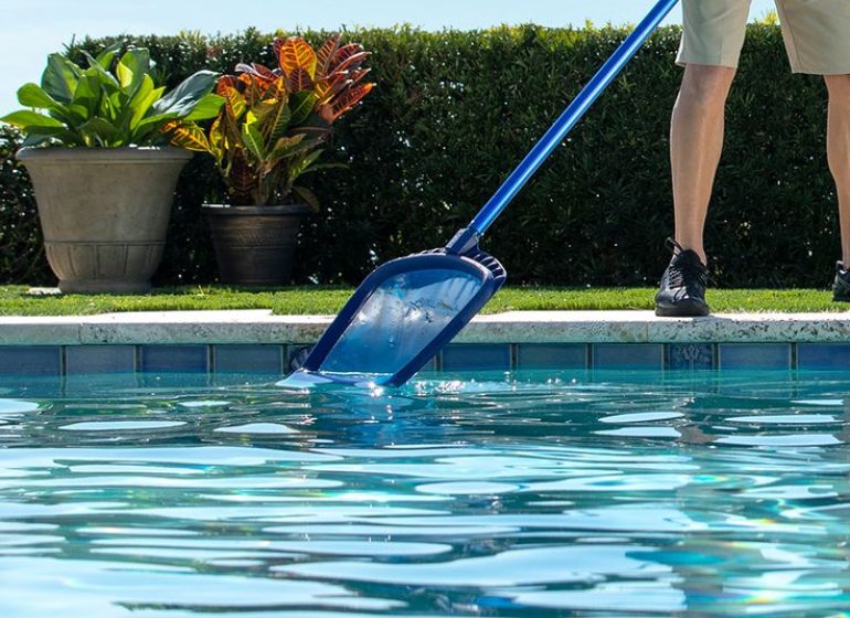 swimming pool cleaning